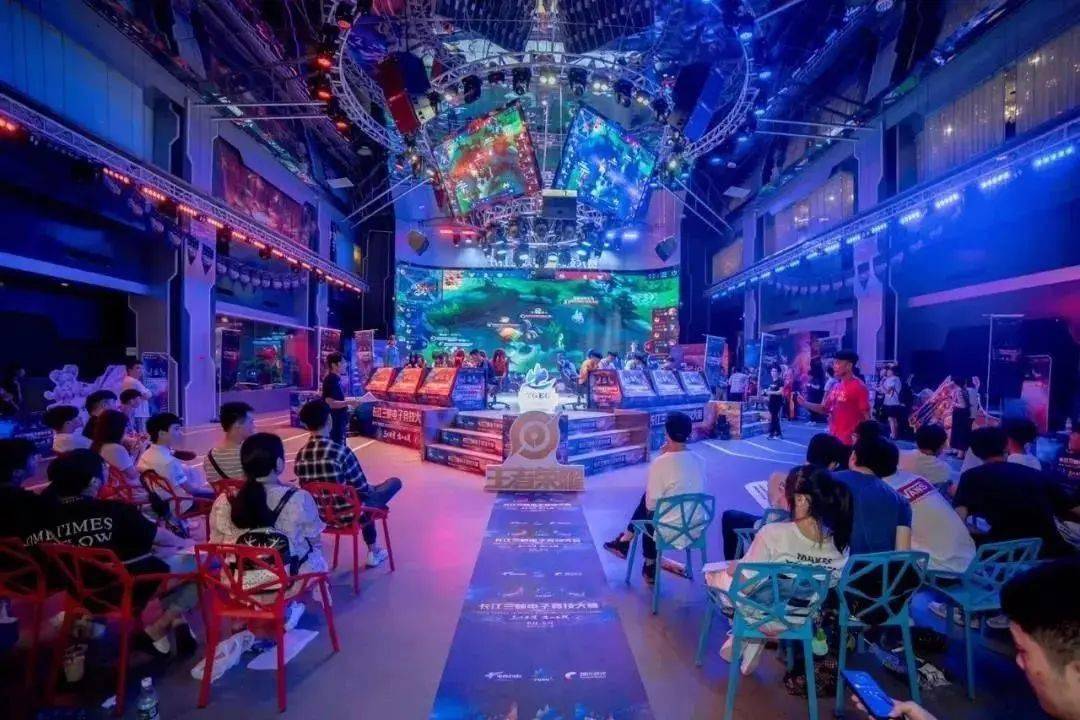 立了一个出 立了一个出