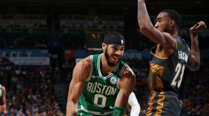 无球压迫触 无球压迫触